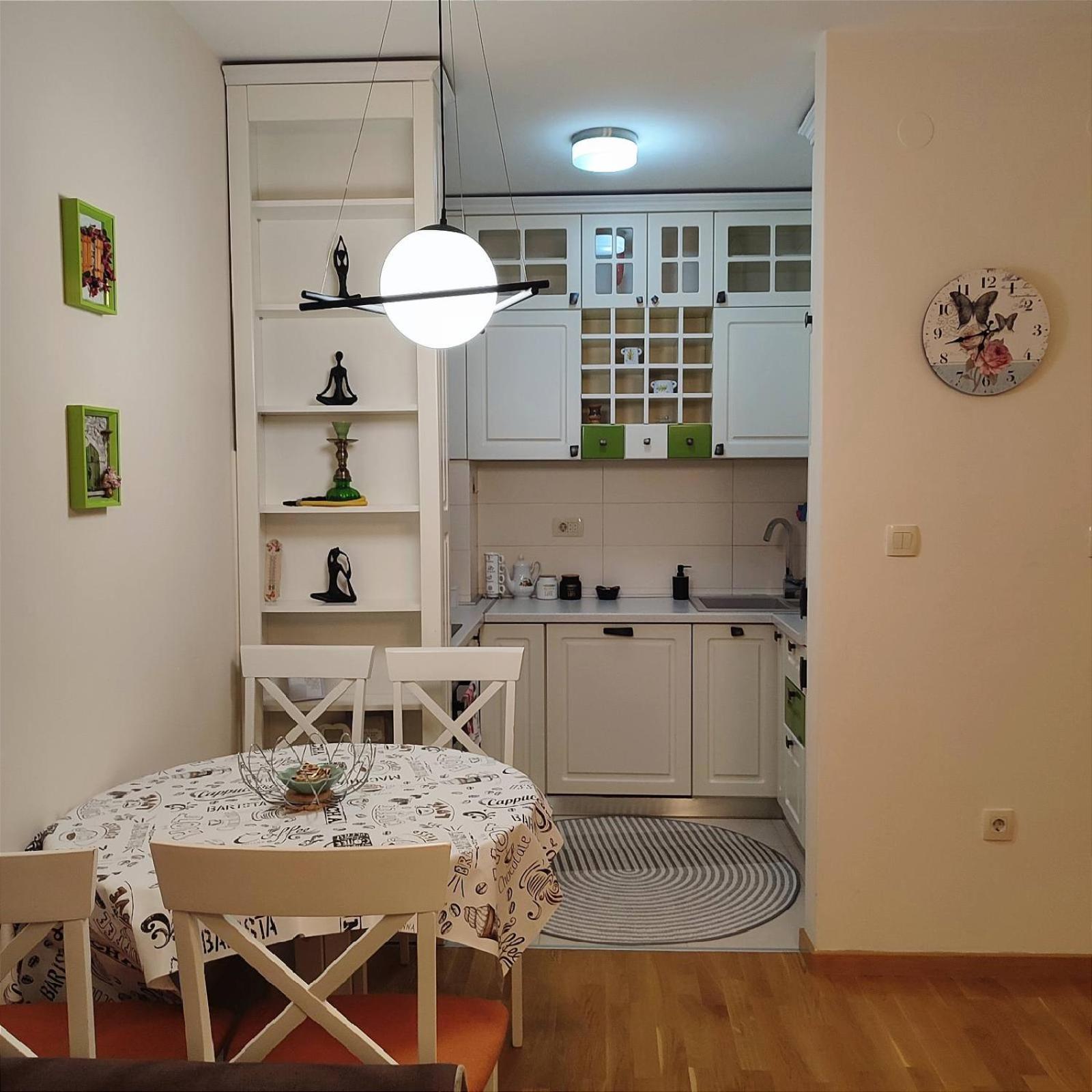 City Point Apartment ポドゴリツァ エクステリア 写真